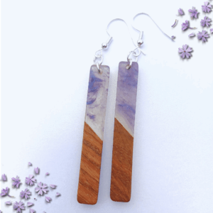 Fa- műgyanta fülbevaló liláskék-hosszúkás egyenes