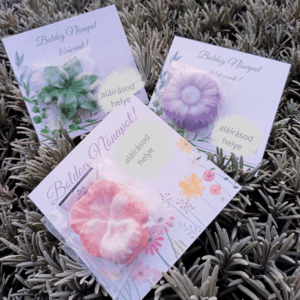 Mini szappan virág képeslapon