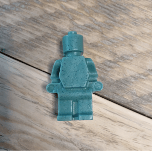 Legoember mini szappan
